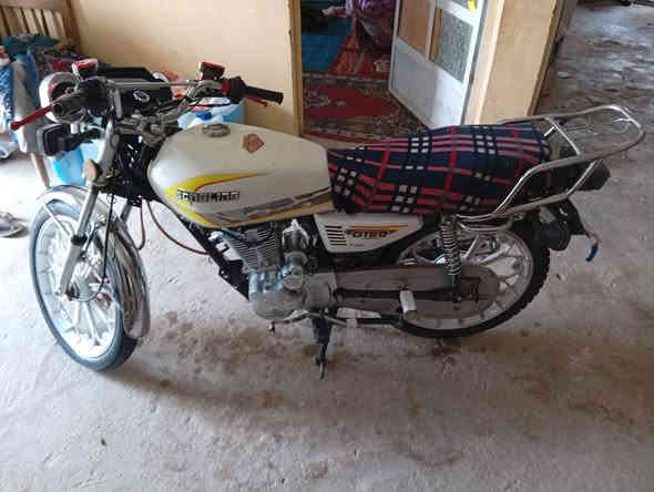 السلام عليكم دراجه سيفان موديل 2024 مقفوله كفاله عامه اوراق اصوليه دشبول الكتروني سعر 750 بيها مجال 700 قفل بس عندي الفرك بيها دخانه قليله شراي يتصل على الرقم ***********
