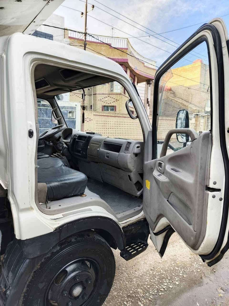 كنتر  تيوتا دانيا اصل براد 2001 (ياباني) رقم قادسيه انكليزي سنويه لغايه 2030 .. محرك وكير وحداديه مال كنتر كله جديد .. مكفوله من ضربه والصبغ والتبديل والخياس.. براد شغال منفصل يعمل كاز وكهرباء.. (طول البراد 4امتار وربع) السعر 110 دَولار.. مكاني النجف الاشرف شارع المطار للاستفسار *********** غير متواجد عالفيس الشراي يخابر
