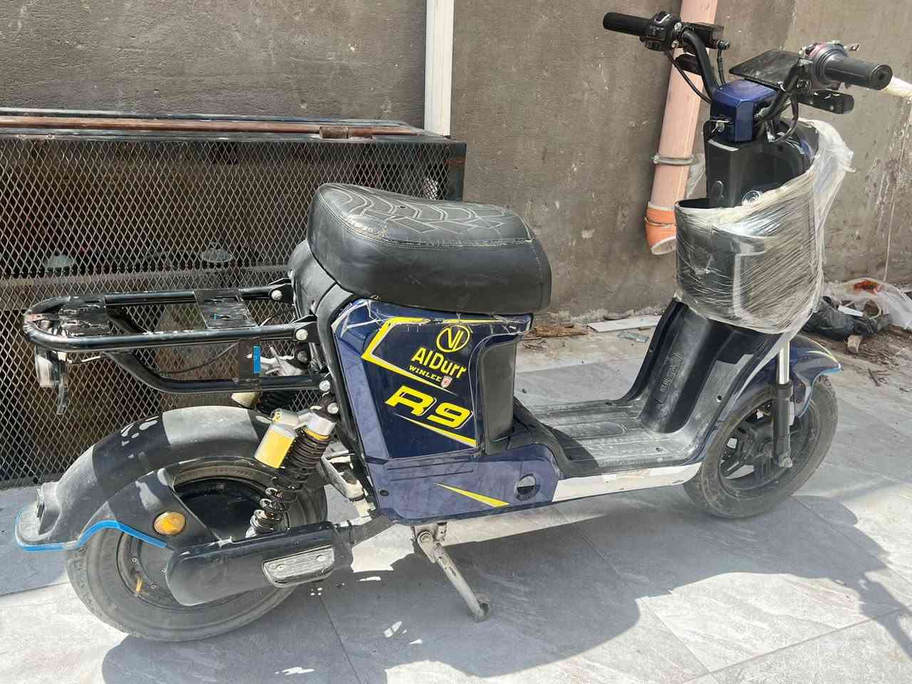 دراجه شحن ار9 البيع 350
***********
