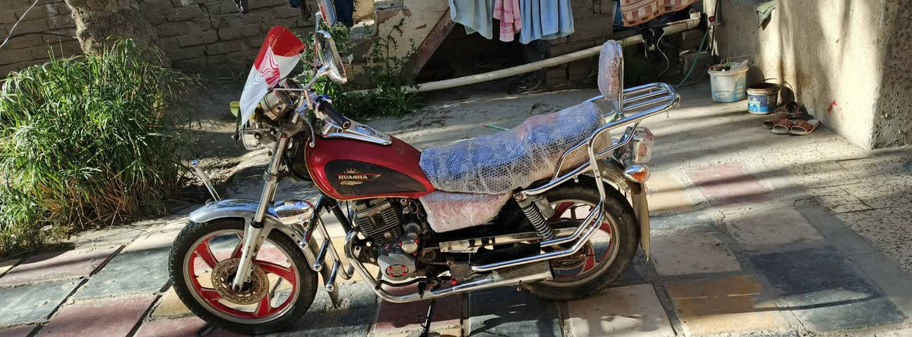 السلام عليكم مستعجل بالبيع اقرأ المنشور قبل لاتتصل التفاصيل كامله
للبيع دراجه جونده دبل بلك 
موديل 14 اوراق اصولي
دراجه مكفوله وحلوه وناعمه ونضيفه
 تشتغل سلف وهندر كامله شغلات بسيطه فقط 
مكاني بالحله مركز قرب جسر الهنود بس الشراي
يتصل رجاءآ اللي مو شراي لايتعبني للاستفسار
والتواصل خاص او الاتصال ع الرقم ((***********))
