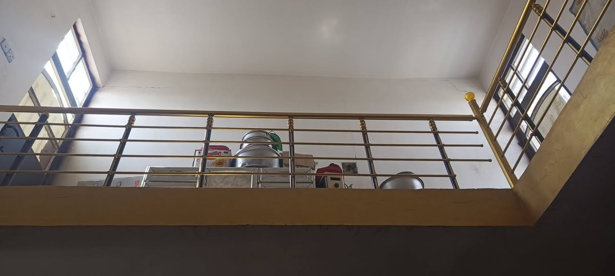 السلام عليكم ورحمة الله وبركاته دار للبيع المساحة100متر طابق واحد في منطقة الحسينية بمنطقة ال28 مقابيل السوق الكبير نهاية شارع قهوة المتقاعدين اخر فرع ثامن بيت خدمات كاملة ماء كهرباء مجاري انترنت السعر73 وبي مجال بسيط رقم الدار28941 رقم صاحب الدار*********** اخوان انا مكلف ب النشر المراجعة مع صاحب الدار
