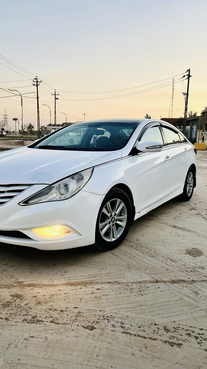 سوناته خليجيه 2011 مكفوله من صبغ و تبديل رقم بغداد بسمي بنورامه مكينه ٢٤٠٠
قطعتين تبريد سعر 122 مكانه الحله ***********
