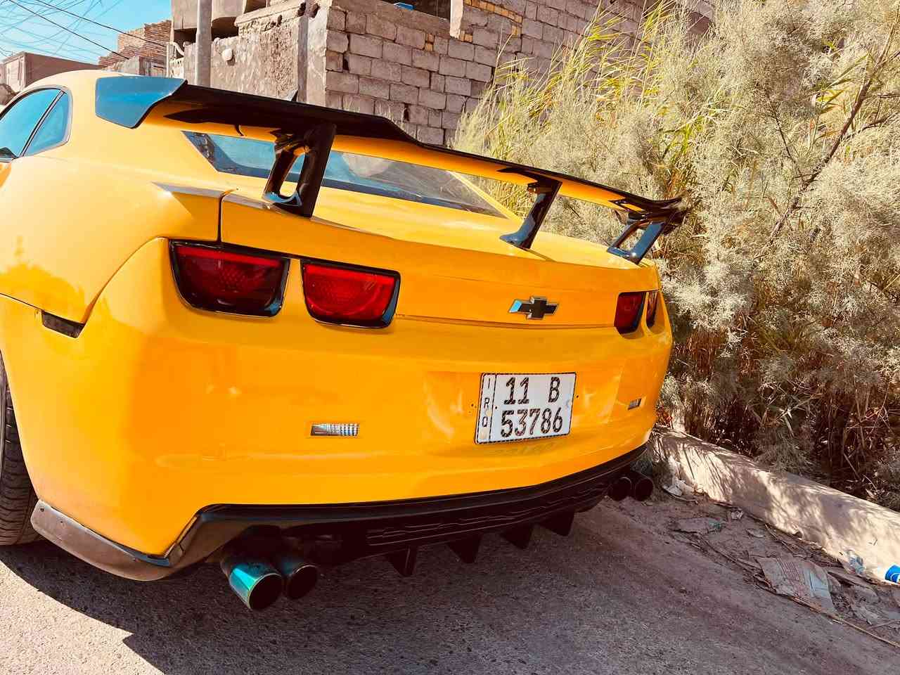السلام عليكم
كمارو RS  
الموديل 2010 
الون ليموني 🍋 
مصبوغة جمالية 
حادثهة جاملغ خلفي 
محدثة دوسات zl1 
كشنات محدثة 
لد زنون 
بجم zl1 
كير ممتاز 
محرك ممتاز 
تبريد يخبل 
ويل 20 جديد 
نواقص ابد ماكو ولا شعراية 
من ايدك للشارع تطلع 
السيارة خير من الله 
مال جنى 
حتى بولش جديد 
تطبيك دعاميات جديد 
كهربائيات كلهة شغالة 
والسعر والله بلاش 69 وبيهة مجال حك الجية 
سنوية ب اسمي اكاتبك مروري وتحول ب اسمك 
اسف على الاطاله
رقم الهاتف *********** عنوانه بغداد الشعب
