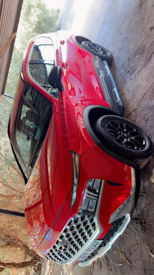 سلام عليكم 
للبيع سنتافيا SEL موديل 2022 فول عده الفتحه ماشيه قليل ٢٣ الف لون مميز دم الغزال حادثها جاملغ وباب ومكان بارد عكد شبر السياره رقمنتها على ايدي تسجيل اول مره هزه وسنويه جديده وكلش جديده السياره وبل عافيه علياخذها رايدها ب ٢٠٥ ورقه مكاني بغداد 
***********
