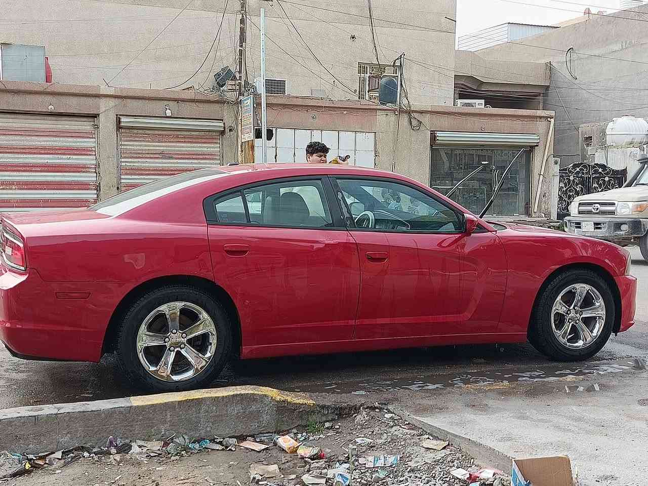 سلام عليكم جارجر 13 للبيع سياره جاهزه تخم ويل وتخم تاير جدد حداديه جديده كير ومكينه مكفول وارد امريكي بيه جاملغ مبدل وبيه باردات قليل مكفوله من الضربه والصبغ فول عده الفتحه كير طياره ٨ نمر كشنات جلد كهرباي السعر ١٥٥ وبيه مجال للستفسار ***********
