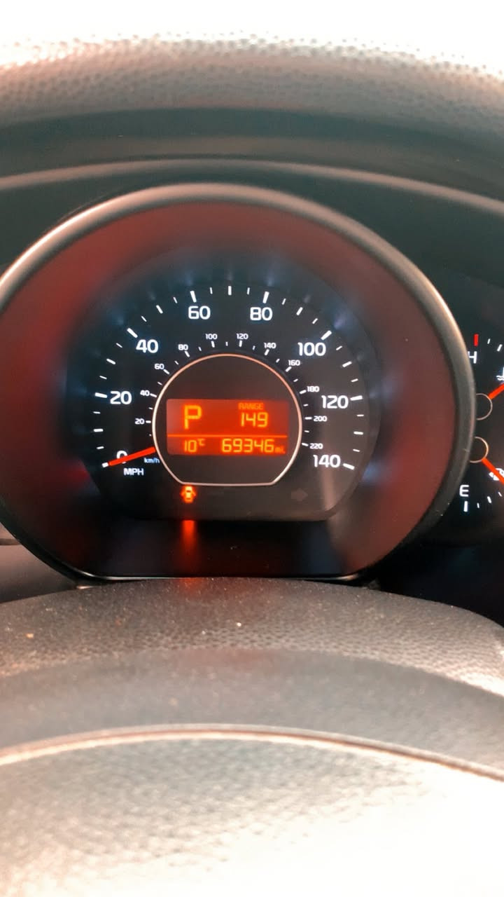 سلام وعليكم صول موديل ٢٠١٦حادث امريكه سقيفه واكعه ع قماره مكينه ٢٠٠٠ مكفوله مكينه كير صدر سياوه جديده احلا من صور ويل جبير كامره تحكمات ستيرن سياره ماكو شي بيه ميشتغل كلشي شغال سعر ٩٠ وبيه مجال المكان بغداد ***********
