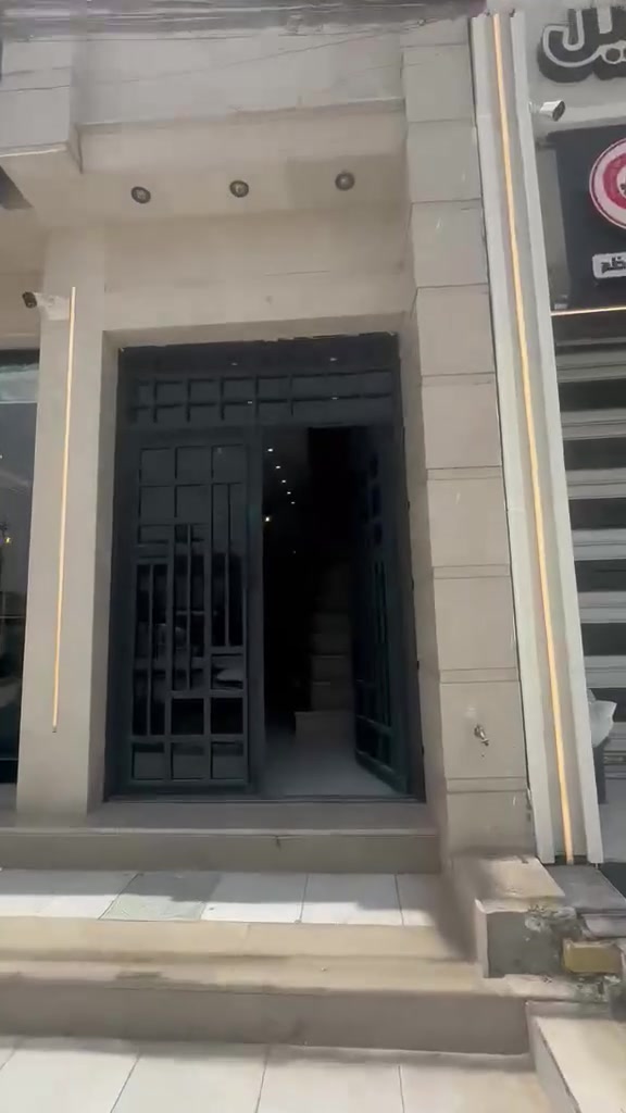 للايجار شقه طابق اول فول درجه اولى على الشارع العام
خدمات متكامله تبليط ماء كهرباء عله الشارع العام
العنوان بغداد الشرطه الخامسه منطقة الدوانم مجاور جامع القدوس
السعر٣٠٠
الاستفسار ابو احمد للوساطه العقاريه
***********
