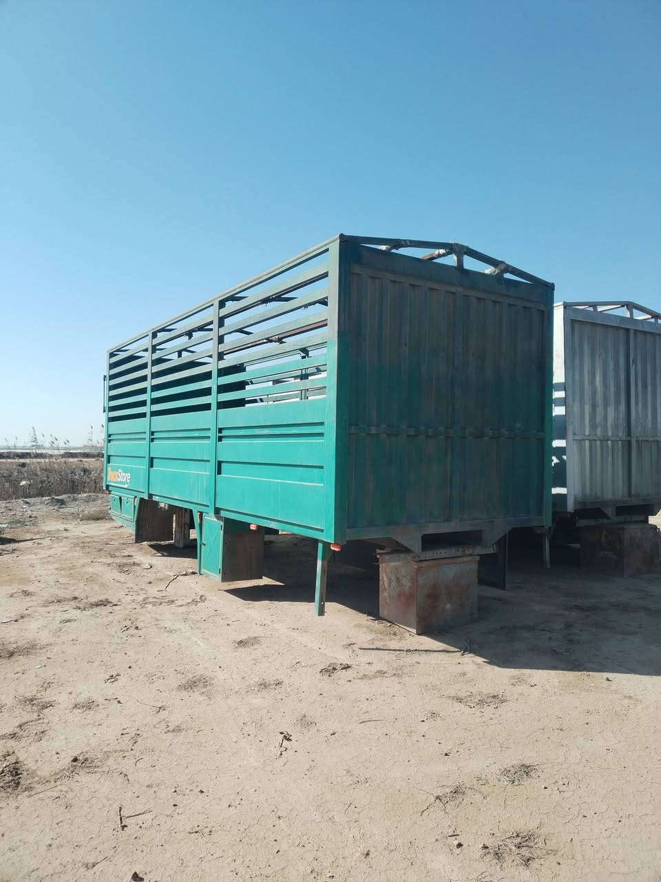 البدي للبيع ابريص ٤ ونص ***********
