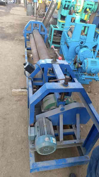 روله درفله بلاديه عرض مترتين ونص تلف 1.2ملم لل 10 ملم الشفتات كلها سلايتات تكدر تتحكم بيهم حسب نوع شغلك والباب سلايت يفتح اتجاهين للاستفسار ***********
