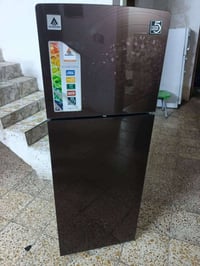 ثلاجه تجميد فولل نضيفه سعرها 225مكاني بغداد البلديات المعكسر 077058720...
