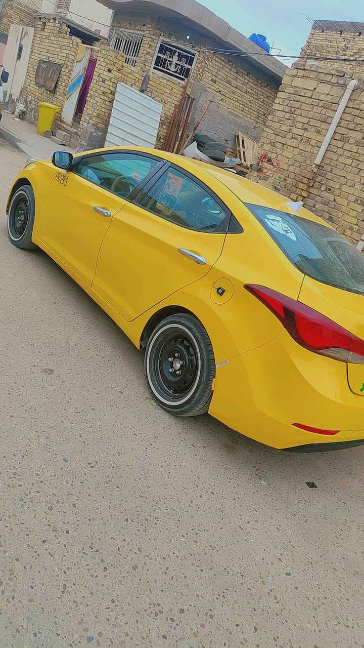 السلام عليكم سيارة النترا خليجي 2013 بيها ضربه بالجاملغه الامامي ربع من تكمه  السعر. 88 وبيها مجال  رقم صاحب السيارة. ***********
