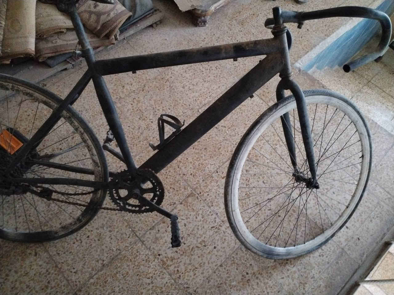 باسكل c700. 
حجم 26                         السعر 20


**إذا كنت صاحب هذا الإعلان وتريد حذفه لأي سبب، رجاءا أرسل رسالة إلى الدعم الفني**