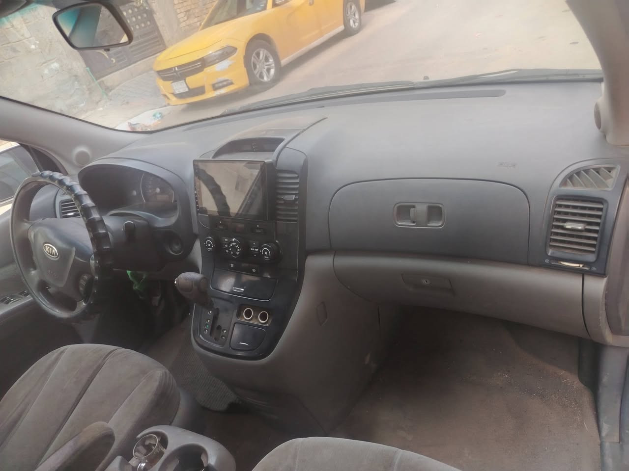 سيدونا.  مستعجل على بيعتها السعر ٩٤ وبيها مجال   مديل ٢٠٠٦  3قطع تبريد فوول 
بانزين بانزين بانزين اصل بانزين محرك
 ٣٨٠٠ سنوية بسمي  بيها حزام صبغ

***********
