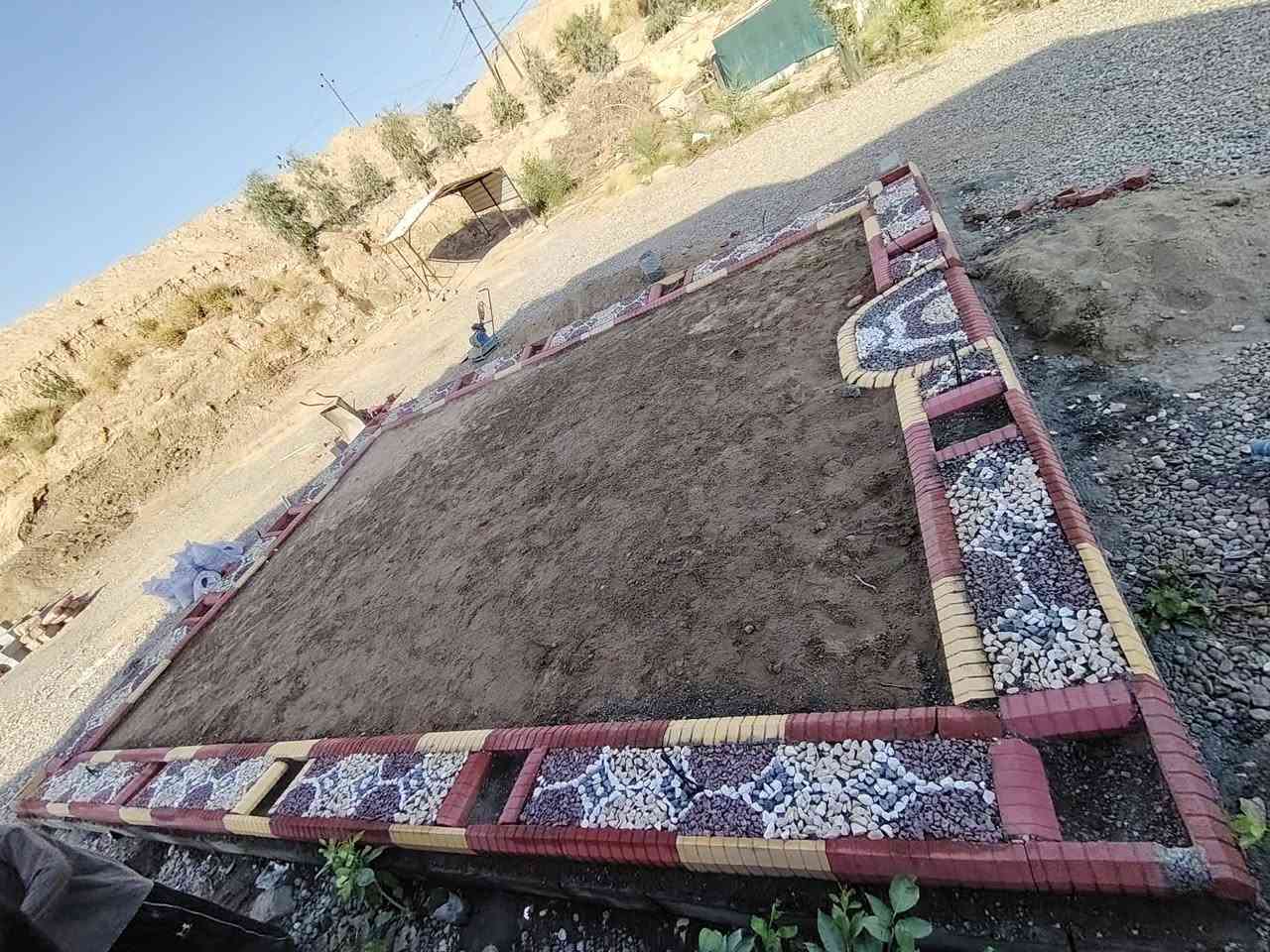 السلام عليكم يوجد كادر حدائق وبيهارتون🌿وشغلات وبسعر مناسب هاذه رقم***********
