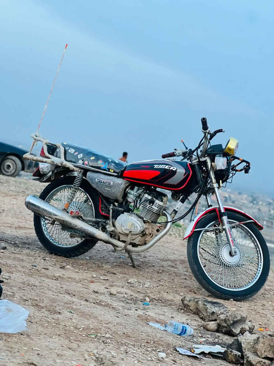 السلام عليكم 
موطور تايگر 20 ابل ختم محرك شرط ما مفتوح وزن ثقيل 
موطور نضيف مال جناي شغال من الطارف لطارف 
شلعه ومعدل نار 🔥
السعر 475 وبي مجال بسيط 
ملاحظه.. مراوس ماريد بيع فقط 

***********
.
