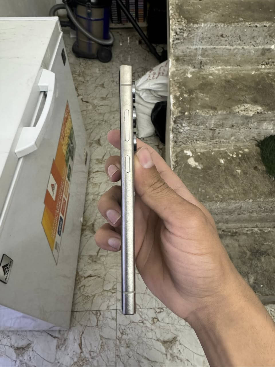 اس ٢٤ الترا تيتانيوم شرق اوسط كلش نضيف دبل شريحة ٢٥٦ كفالة عامة بيع او مراوس سعرة ٨٥٠ بدون ملحقات شوية بي ضهر مرفوع من صفحة بشكل ميبين بغداد الجهاد ***********
