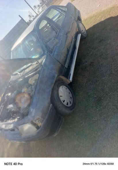 سلام عليكم كاديت البيع موديل ٩١ محرك ١٦٠٠ سيارة جاهزه كير عادي محرك صدر سيارة جاهزه بلاديه سعر  ١٩ بيه مجال عنوان الرمادي ***********
