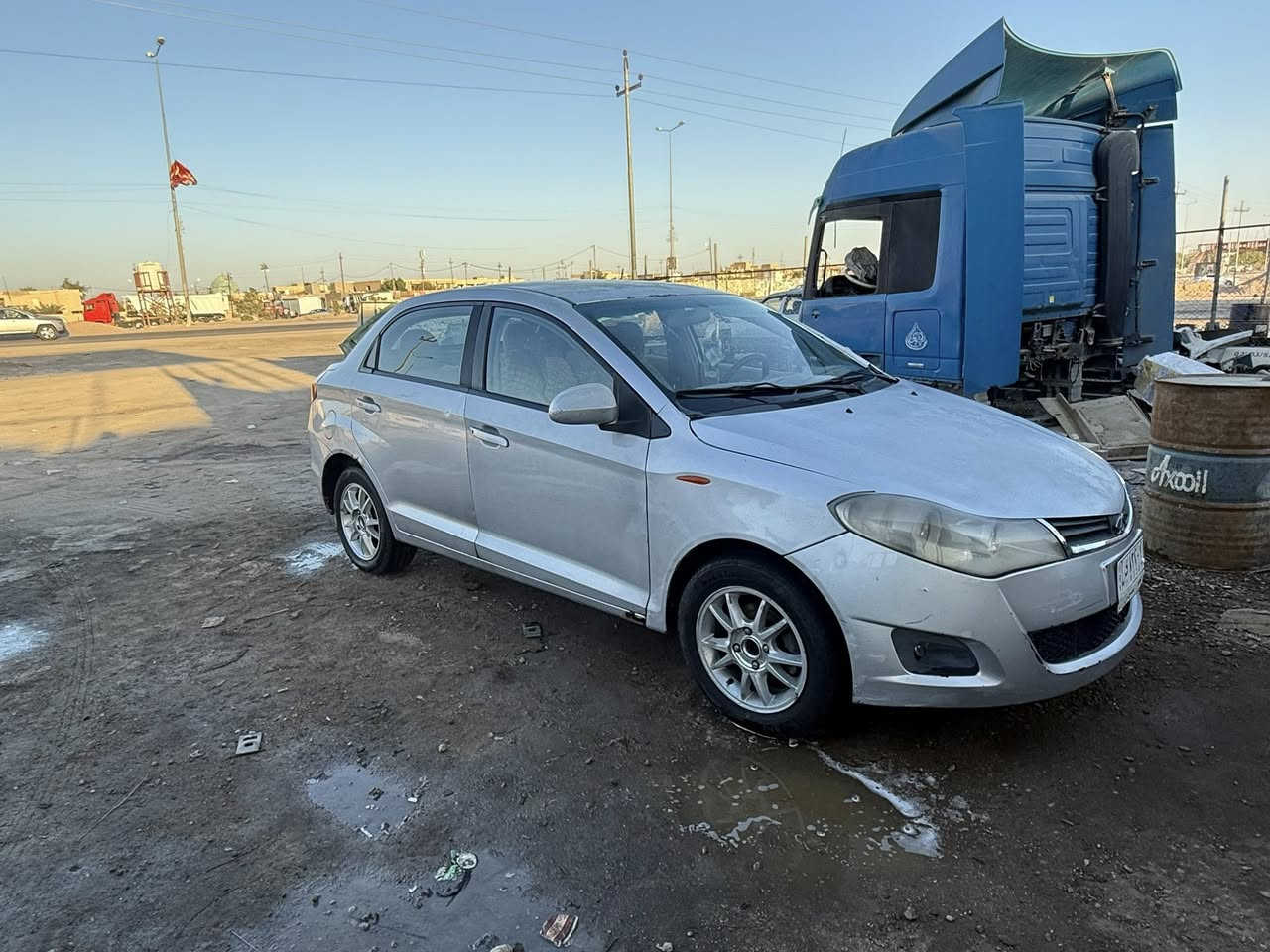 اللبيع شيري مديل ٢٠١١ مكينه وكير جدد تخم تاير كهربائيات شغاله تبريد جاهزه رقم بغداد سعر ٣٠ وبيها مجال اي ستفسار نتصال عل رقم ***********
