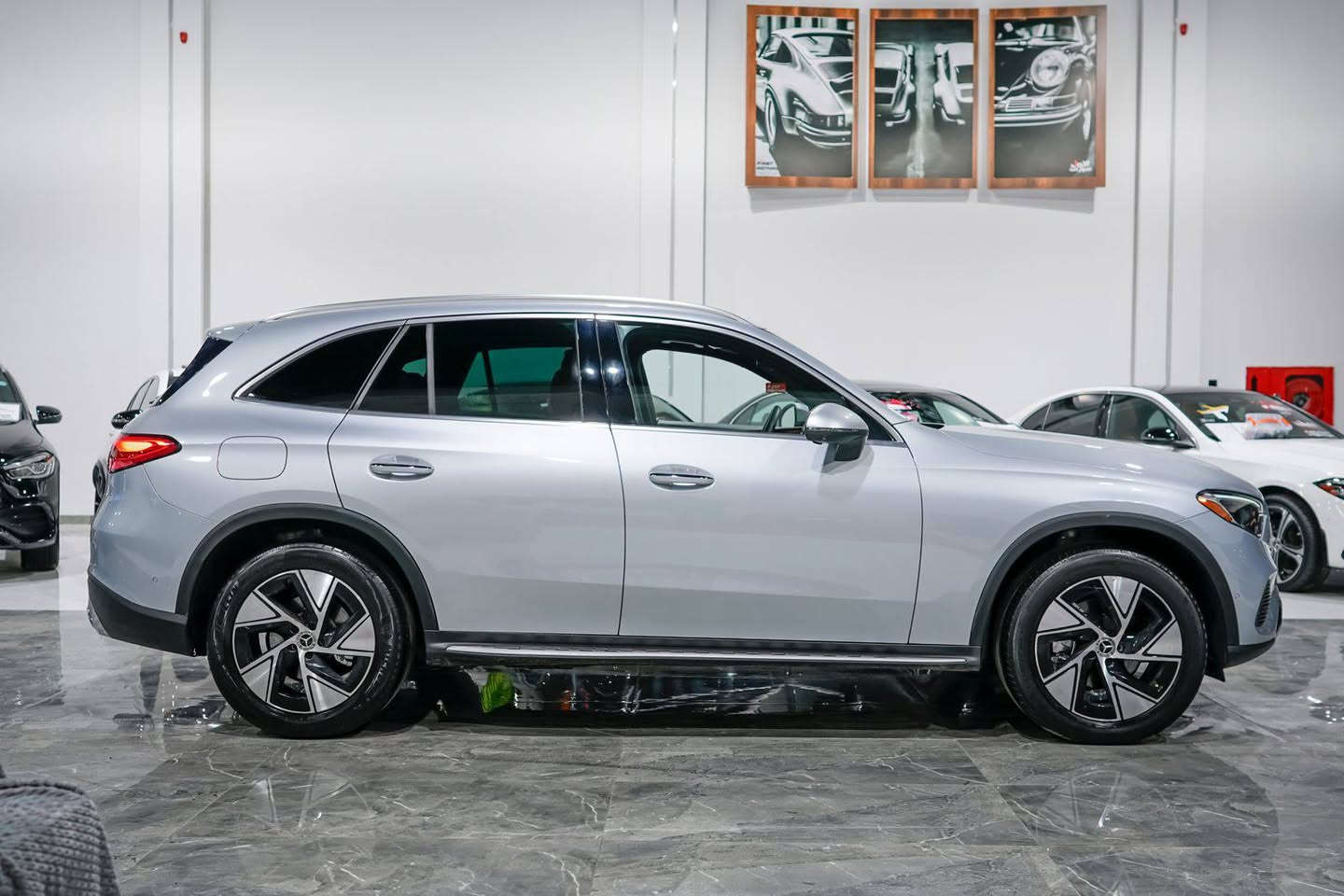MERCEDES-BENZ GLC300 2024 - 4MATIC 🚀
Engine: V4 2.0L 🔥
ژمارە کاتی 
29 هزار روشتووە 
3 پارچە بویاغە 
وارد ئەمریکی 🇺🇸
360 دەرجە کامیرە حەساس رادار 
بانوراما, 4Matic  ...
💰نرخی 360 وەرقە💰 
📍 شوێن هەولێر 
~~~~~~~~~~~
0751-2004-377
0772-818-6453
~~~~~~~~~~~
MERCEDES-BENZ GLC300 2024 - 4MATIC 🚀 
Engine: V4 2.0L 🔥
رقم کاتي 
ماشي 29 الف
3 قطعة صبغ 💎 
وارد امریکي 🇺🇸 
360 درجة کامیرە حەساس رادار , بانوراما , 4Matic ...
💰سعر 360 ورقة💰
📍 مکان سیارة اربیل أربيل, العراق


**إذا كنت صاحب هذا الإعلان وتريد حذفه لأي سبب، رجاءا أرسل رسالة إلى الدعم الفني**