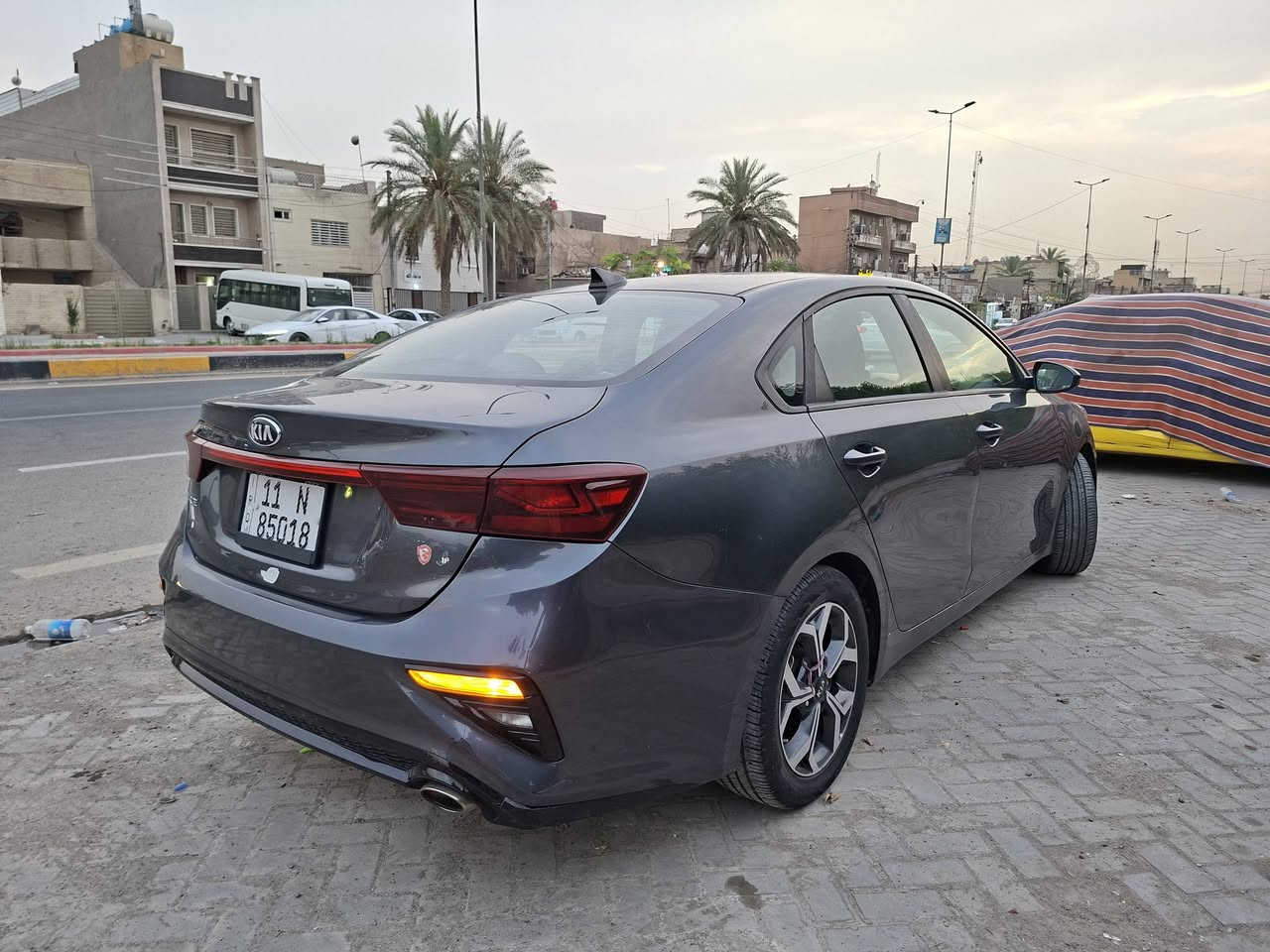 السلام عليكم ورحمة الله
اخوان kia forte 2019 نسخة الستندر
مكينة 2000
كير بلادي ما مبدل
تبريد جدا ممتاز وعال العال
السيارة ماشية 105 الف ميل
ضربتها بامريكيا باب عكس السايق وشوي  من باب الورة pdr
طاك فقط الاير باك مال البردة الجانبي الباقيات كبس بلادي
السيارة اكو ملاحظات مصورها..صور الحادث موجودة عندي وباقي الصور للتواصل على هذا الرقم ***********
مكاني بغداد - الشعب
السعر 129 ورقة وبي مجال للشراي ان شاء الله مانختلف
