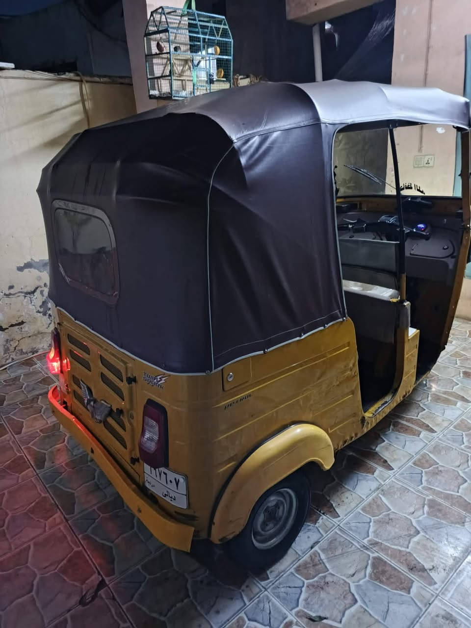 سلام عليكم تكتك للبيع موديل 20 شهر 11 بلاديه العنوان ديالى بعقوبه الرقم ***********
