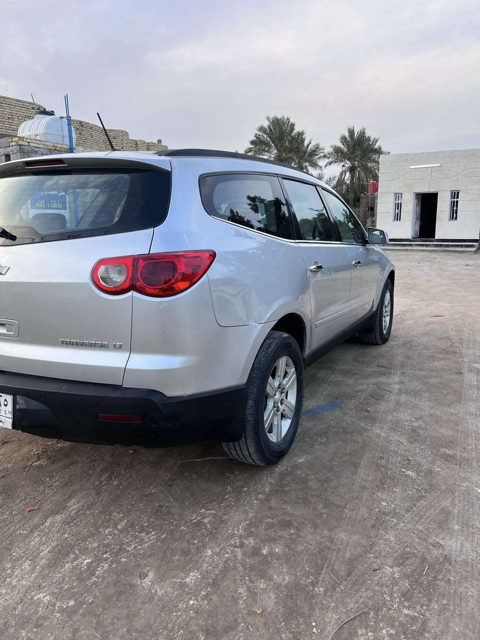 سلام عليكم شوفو ليت ترافرس مديل ١١.  رقم بغداد ضرر لحاملغ الامامي وبيهه رشه بصيطه بالدور لخلفي مكينه كير جدد سياره جديده لسعر ٨٧ الاتصال ***********
