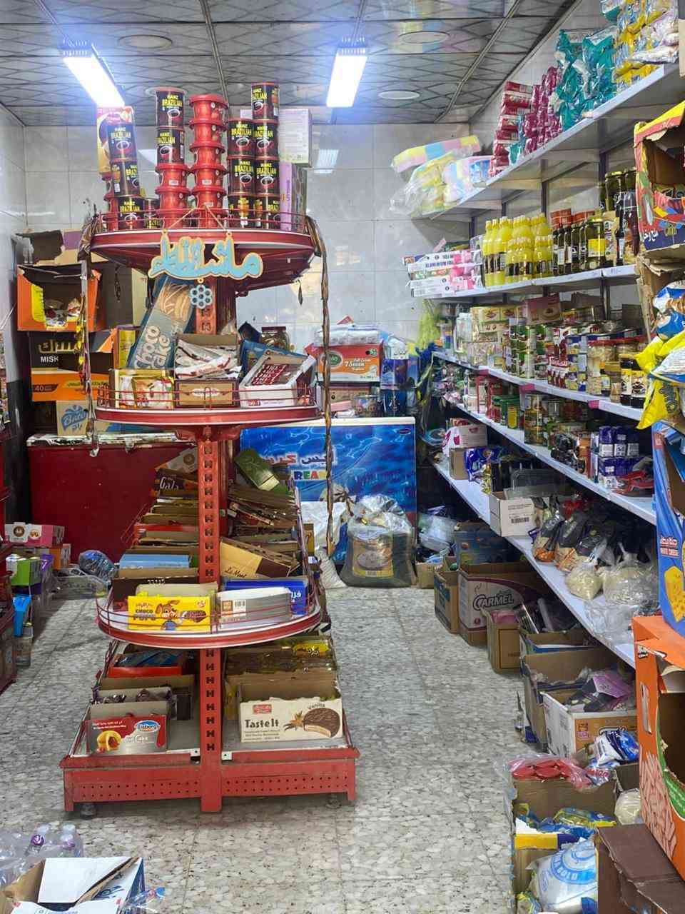 السلام عليكم
أسواق للبيع
بغداد جديده مقابل مركز شرطة النعيرية بصف أفران
إيجار محل ٢٥٠ الف

برادات ٣
مجمدات ٤
المحل شغال الله شاهد بس ضروف وماعندي احد يكعد بي بس يرادله مسواك بعد وديكور للمحل 
بصفك فرن صمون ومحلات تجارية وموقع حلو
للاستفسار الاتصال على الرقم ***********
