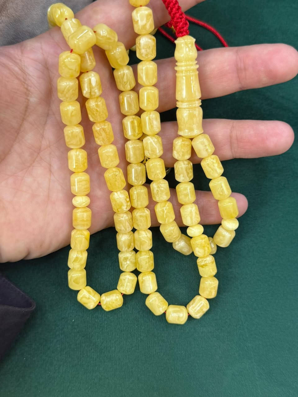 السلام عليكم 
مسباح كهرب حر طبيعي كلينغرادي صندوقي شجري بلكامل من العيار الثقيل شاهد استندر كعب الغزال دبل فواصل كركوشه كويتي 
وزن 40g
عدد حبات 79
قياس 9,5/8
توصيل موجود جميع المحافظات


**إذا كنت صاحب هذا الإعلان وتريد حذفه لأي سبب، رجاءا أرسل رسالة إلى الدعم الفني**