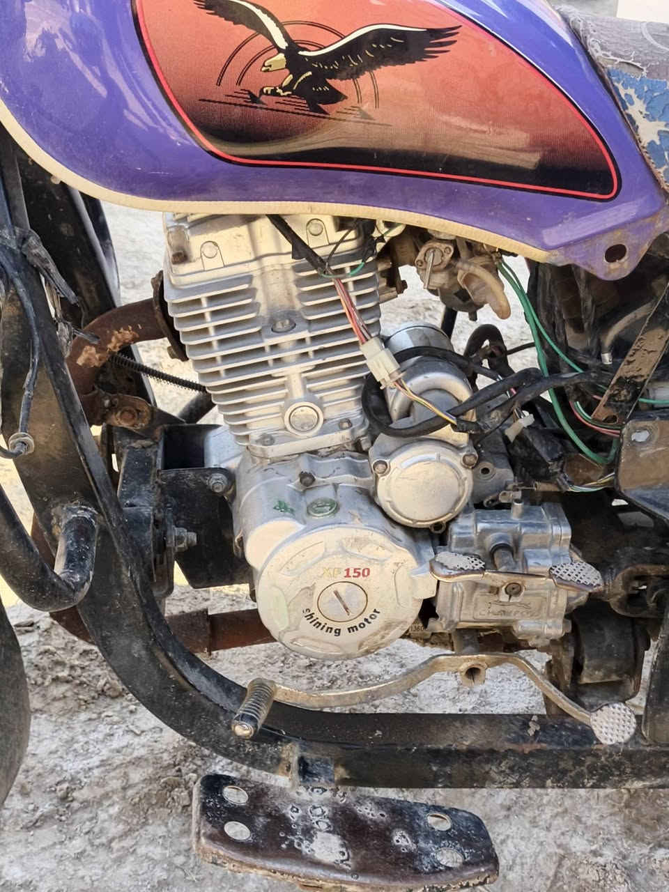 السلام عليكم ستوته للبيع مديل 21 اوراق اصولي سعر 1400 وبيه مجال مكان بلقاسم رقم ‏(‏‪***********‬‏) مامتواجد خاص
