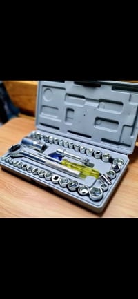 طقم مفاتيح ٤٠ قطعة • مفتاح بسقاطة • مقاوم للصدأ