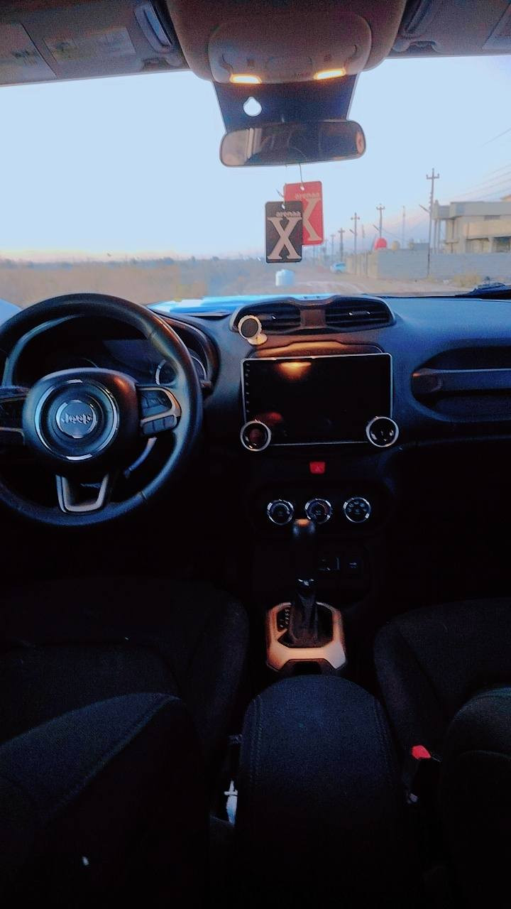 سلام عليكم جيب للبيع مديل 2017ماشيه 102  وبيه منضومه غاز ابو 80 وصور الحادث بالمنشور قفل125 رقم صاحب سياره *********** واتساب فقط
