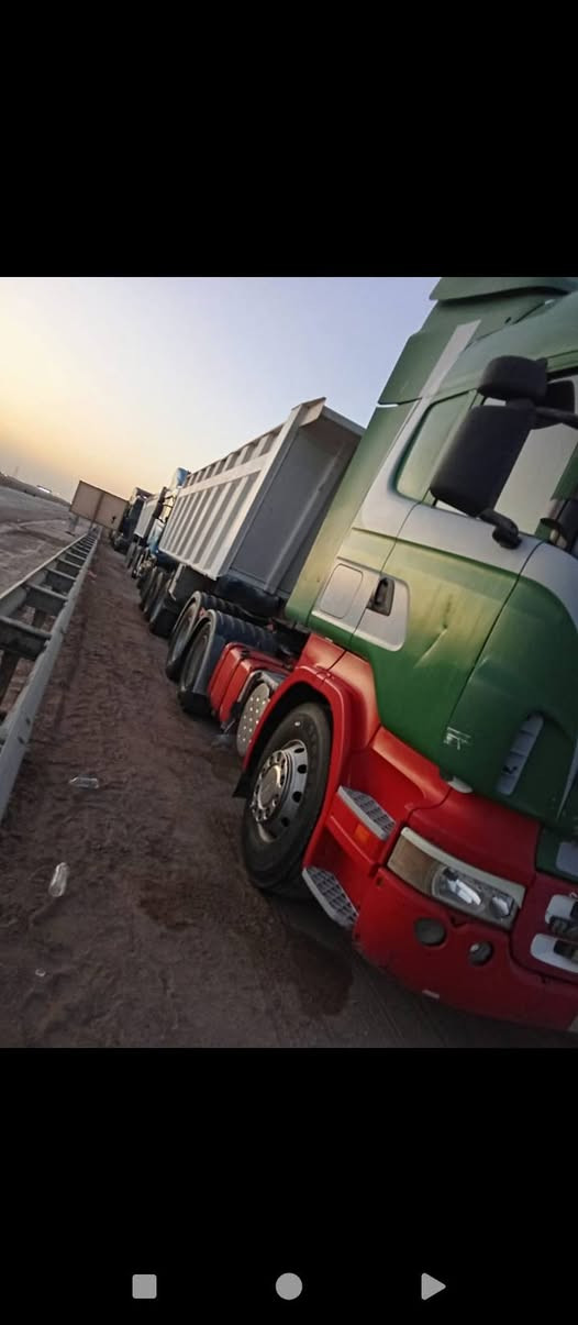 سلام عليكم سكانيا للبيع مديل 2005صل سنويه 29 مكينه كير مكفوله سياره جاهزه للعمل عربانه عمل تلث دناكير 33متر لعلوان بصره لهارثه رقم لهاتف ***********
