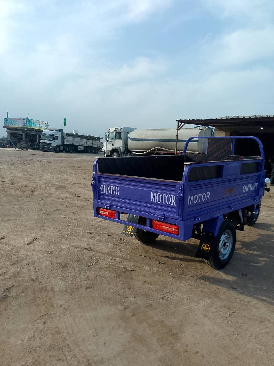 سلام عليكم ستوته لبيع موديل 21 وراق كامله ما نقصه برغي ستوته معمره تعمير جديد كهربائي كله شغال مكاني طريق جبله ناحيه لامام السعر 1450 بيه مجال رقمي ***********
***********‬‏
