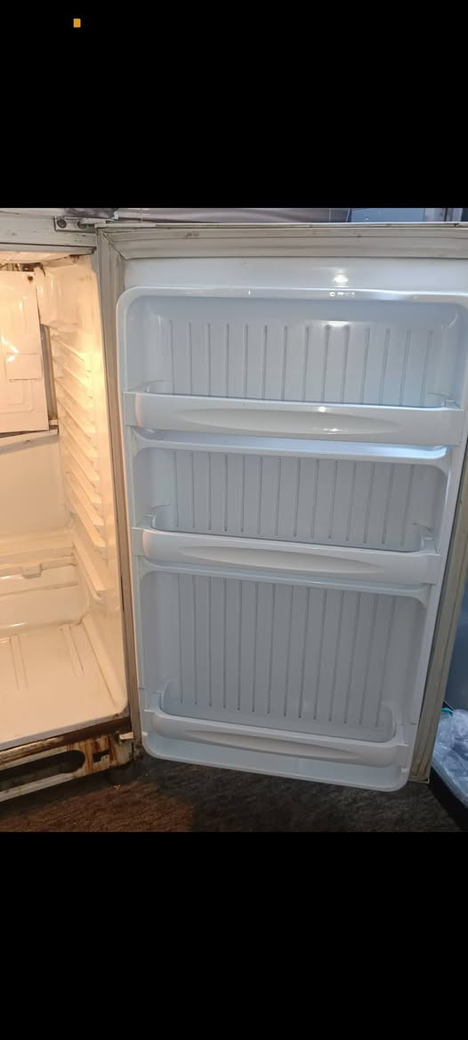 السلام عليكم ⚜️
ثلاجه للبيع 💥
سعر150وبيه مجال للطيبين⚜️
فريز ثلج عل فحص💥
صناعه يابانيه اصليه⚜️
عنوان كربلاء طويريج 💥


**إذا كنت صاحب هذا الإعلان وتريد حذفه لأي سبب، رجاءا أرسل رسالة إلى الدعم الفني**