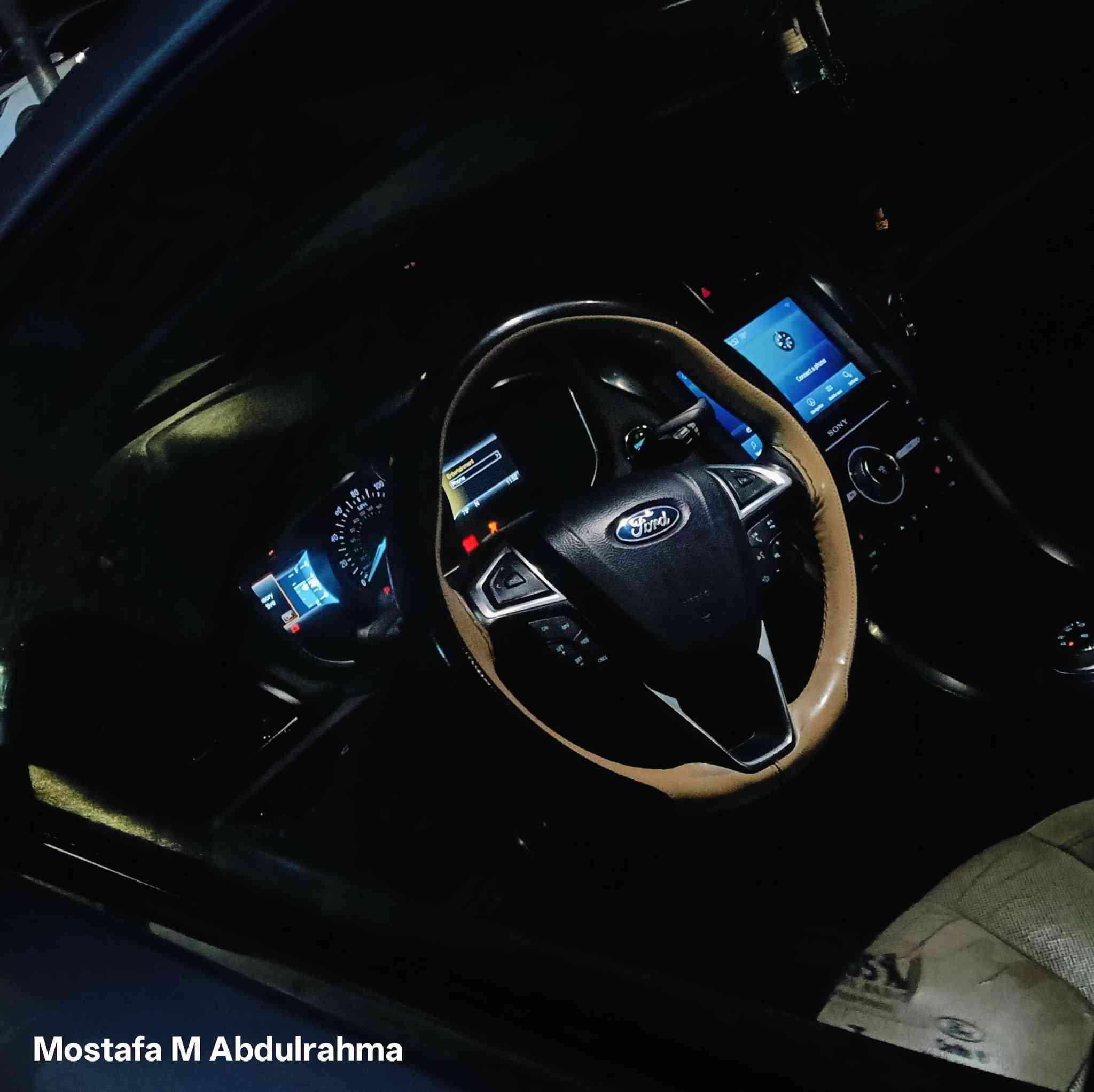 🔥 فۆرد فیوژن ٢٠١٧ (Ford Fusion 2017) 🔥 سەیارەیەکی زۆر خاو، ماشااللەی لێبێت
### 📌 گرنگترین زانیاری و مواسەفاتەکان:
 * **مۆدێل:** 2017
 * **جۆری مواسەفات:** Titanium (فۆڵی فووڵ)
 * **مەکینە:** 2.0 تۆربۆ (مەکینە مەرغوب و بەهێزەکە)
 * **گێڕ:** ماوس (شێوازی نوێ)
 * **دۆخی لێخوڕین:** خاوەنی مۆدی **S (Sport)** بۆ لێخوڕینێکی خێرا و بەهێزتر
 * **سیستەمی دەنگ:** خاوەنی **12 سەماعەی براندی بەناوبانگی Sony** یە (کە دەنگێکی ئێجگار ساف و بەهێزی هەیە و تایبەتە بە مواسەفاتی تایتانیۆم)
 * **شاشە:** شاشە گەورەی ئەسڵی (شاشە لەمس بە سیستەمی زیرەک)
 * **کوشینەکان:** کوشین گەرمکەرەوە (کوشین گەرم) + کوشینی جەڵد و کارەبایی
 * **بۆیاغ:** پێنج پارچە بۆیاغ (بەبێ کێشەی ناوەوە یان شاسی)
 * **مواسەفاتی تری تایتانیۆم:**
   * ئیشپێکردن بە بەسمە و ڕیمۆت کۆنترۆڵ
   * لایتەکانی پێشەوە LED و تەمڕوێن
   * حاسەی پشتەوە و کامێرای دواوە
   * ئاوێنە کارەباییەکان و عەدەسە
   * ویل کەرۆمی گەورە و جوان لەسەر قفڵ
### 📞 بۆ زانینی نرخ و دەستکەوتنی زانیاری زیاتر:
تکایە پەیوەندی بکەن بەم ژمارە مۆبایلەوە یان لە ڕێگەی **واتسئەپ** نامە بنێرن:
👉 ***************.     #0750 362 4224#
