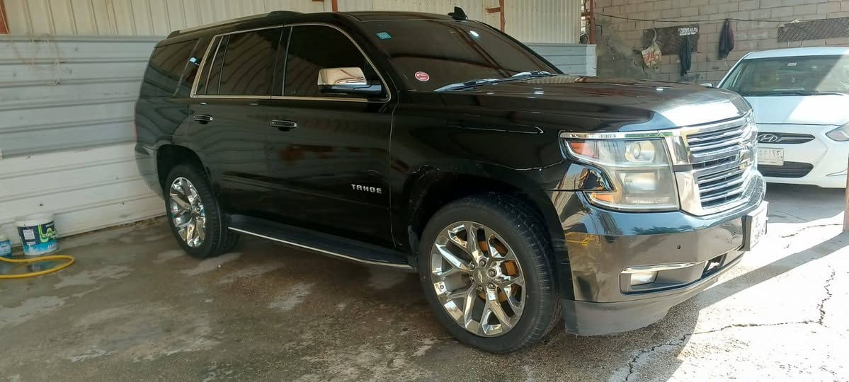 السلام عليكم: ادوات ادوات ادوات
تاهو 2020 اصل فوووللل عدا الفتحه كفاله من الكص وسرقه وعشاير و انتر بول
مكينه كفاله وكير كفاله كشنات جلد 
حداديه جديده  + تخم تاير ويل

شاشه + قاصه 

صندوك كهرباء 

تحكمات ستيرن 

ملاحظه.
كفاله عامه من الفتح والكص والحادث
السعر 205وبيه مجال
العنوان بابل الاتصال
***********
***********
