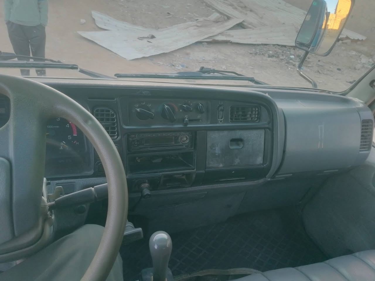 السلام عليكم كنتر للبيع مكينه 33يعني 108مكفوله رقم نكليزي ***********
