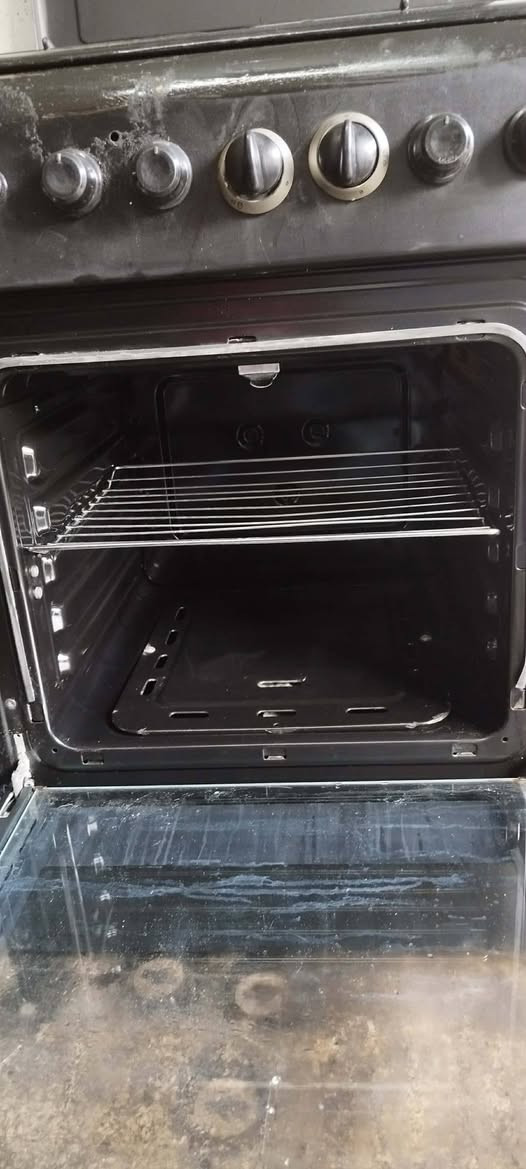 🔥 عرض مميز – طباخ كوميتل تركي  اسود4 عيون 🔥
✅ حجم : 60×60 سم
✅ 4 شعلات قوية
✅ فرن شغال خطين – يشتغلوا سوا للطبخ السريع
✅  مقاوم وسهل التنظيف
💰 السعر: 80وبيه مجال 
🔹 للبيع أو المعارضة حسب الاتفاق والقناعة 🔹
✨ مناسب للعوائل والاستخدام اليومي – لا تفوت الفرصة! ✨


**إذا كنت صاحب هذا الإعلان وتريد حذفه لأي سبب، رجاءا أرسل رسالة إلى الدعم الفني**