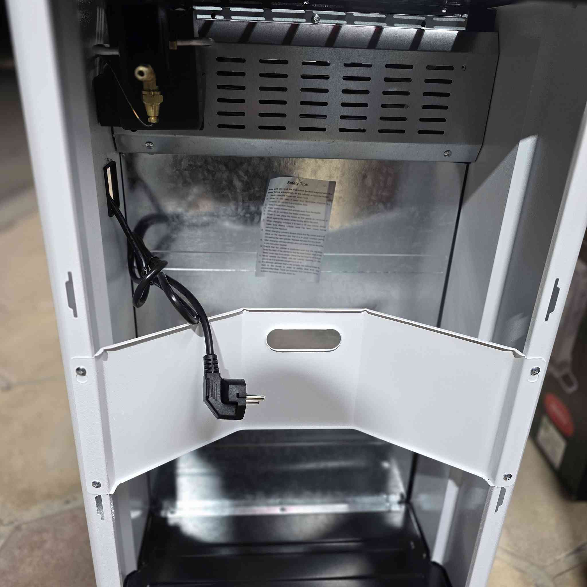 💥💥💥💥💥💥💥💥💥💥
مدفئة غازي كهربائي المتين 
وصلت حديثاً 
 
🏬 الانبار قضاء عنه 
مقابل السوق الأول مجاور مصور الاحباب 
📞 ***********
