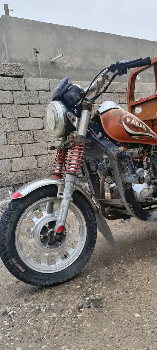 اوراق صوليه 17
محرك زيرو شرط قبل سبوع مشدود 
سعر 1700 وبيه مجال قليل 
مكاني بصره قضاء الدير 
***********
