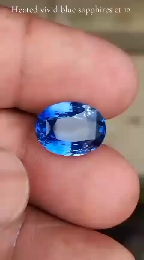 Heated vivid blue sapphire
Weight : ct 12
Clarity  : loop clean stone
Location Srilanka


**إذا كنت صاحب هذا الإعلان وتريد حذفه لأي سبب، رجاءا أرسل رسالة إلى الدعم الفني**