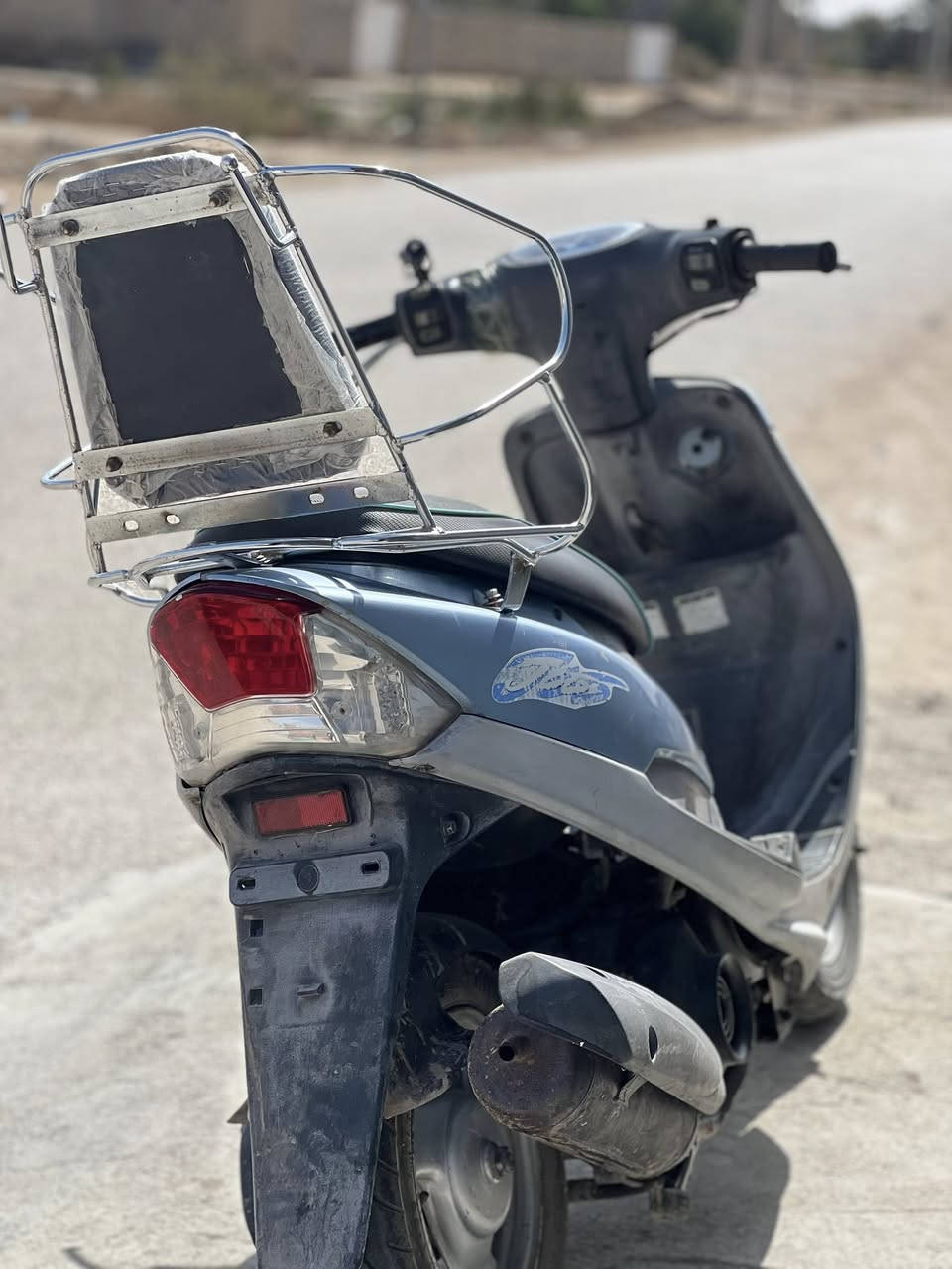 ماكس منغولي كفاله عامه  شرط برغي مامفتوح   كلشي شغال أترايك الزاخو   دراجه خرسه ماشالله  الشراي. يتصل سعر مناسب ٧٥٠وبيها مجال قليل للشراي  ***********
