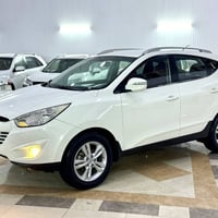 توكسون ٢٠١٠ • مشى ١٧٠٠٠٠ • كفالة