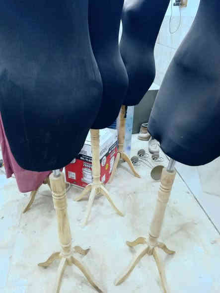 السلام عليكم جرباية للبيع وملكانات عدد عشرة جدد 
***********
