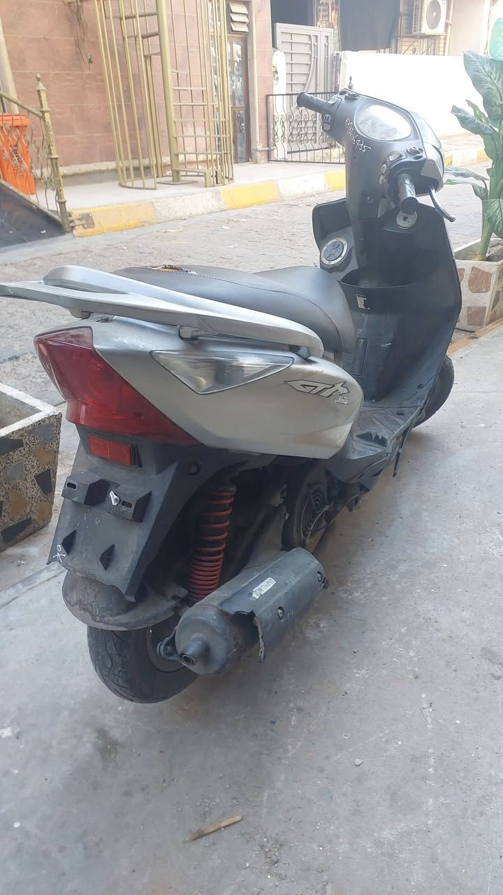 الدراجه للبيع بسعر 550 الف وبيه مجال
***********

