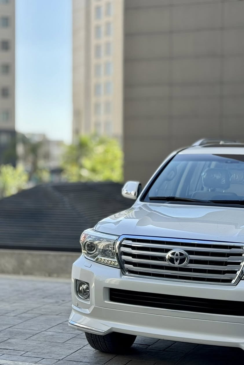 للبيع ب سعر البلاش VXR بريم خليجي كفالة عامة 2013 فول مواصفات اعلى شي بل لاند كروز رقم شمالي  تحويل مباشر  السيارة  5.7 
كير ومكينة وتبريد وصدر امامي خلفي بل جيس بلادي وضع الوكالة
جكات_شاشة نفيكيشن_بصمة اربع ابواب نظام الترحيب_مري شفط_مقاعد كهربائية_سستم صوت دمام_ تخم تايرات جدد وكالة_كشافات LED ضباب مع لايت زينون_ صندوق كهربائي شفط_فتحة سقف السيارة _ مواصفات لكزس  بيها بعد هواي مواصفات 
مكاني بغداد الكرخ قرب المطار 

السعر 402 وبيها مجال 

للأستفسار

  ***********
