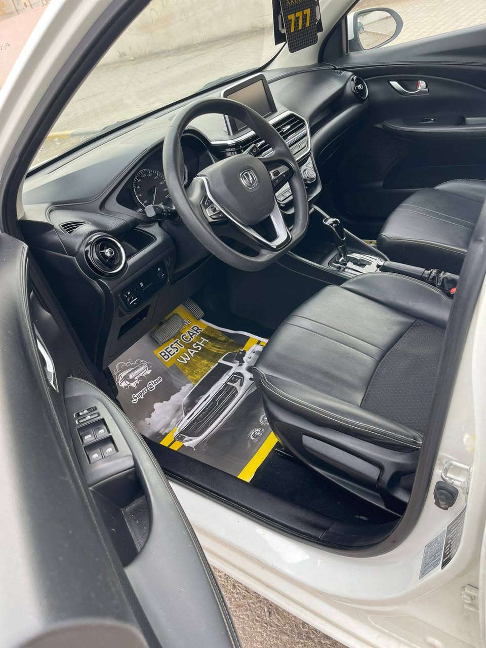 شانجان السفن محرك 1600 سياره حلوه شوفت عينك  سعره 85 وبيه مجال رقمي *********** كربلاء, العراق
