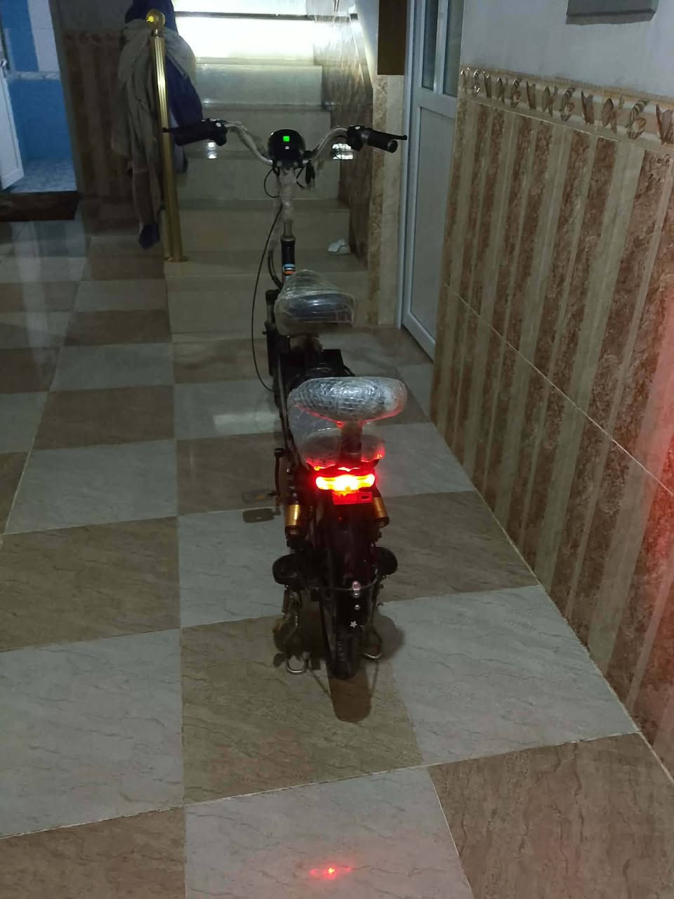 السلام عليكم عندي باسكيت شحن السعر 175 الخاص


**إذا كنت صاحب هذا الإعلان وتريد حذفه لأي سبب، رجاءا أرسل رسالة إلى الدعم الفني**