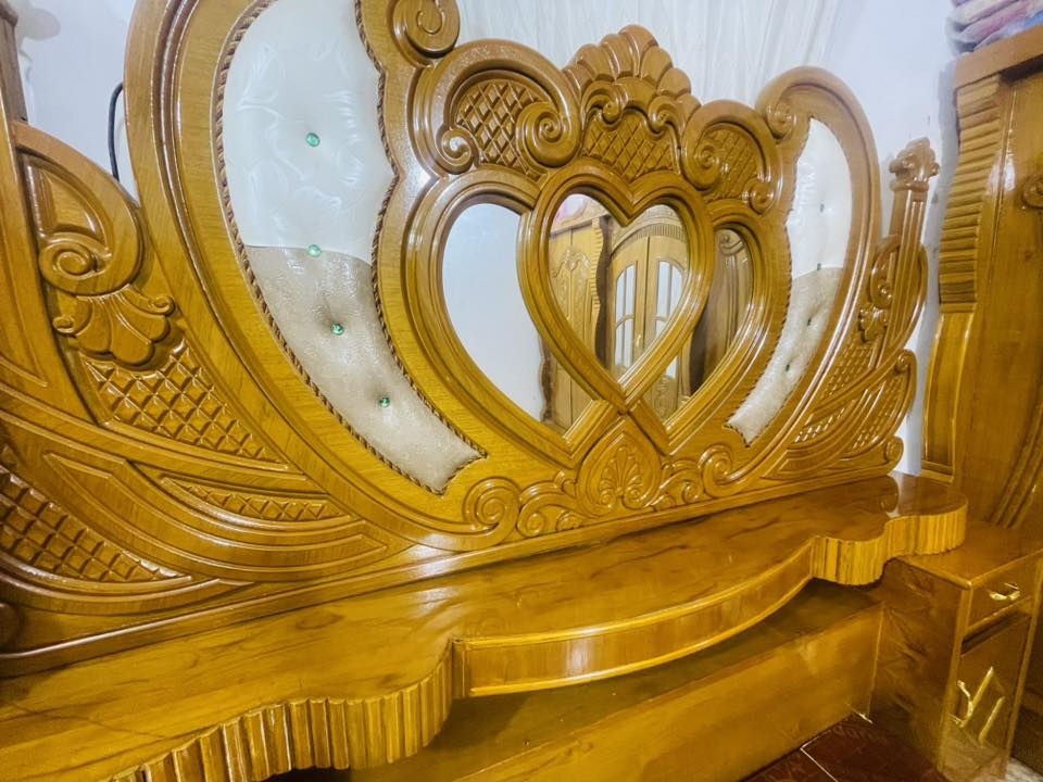 غرفه عراقيه نظيفه كلش البيع سعر 950 وبيه مجال قليل  عنوان زبير   *********** رجآ مو شراي لايتصل
