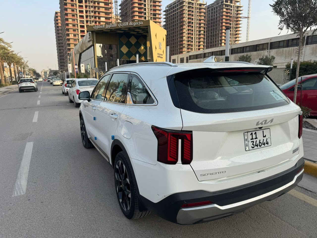 #بحالة___الزيروووووو 🤩
كيا سورنتو  2024 وكالة الدولية السيارة تحت الضمان ماشية 4 الاف كيلو فقط 
مكينه 6 سلندر ‏3500
السياره فول مواصفات:-
بصمة
بنوراما
تشغيل عن بعد 
هاند بريك كهرباء
كراسي كهرباء 
صندوك كهرباء
دشبول شاشة متصل
لايت زنون
‏Led زنون
بك لايت led
حساس امامي
حساس خلفي،  ويل كب حجم 20
بردات خلفية ،  7 راكب،  تحكم مقود
درايڤ مود ،  اوتو هولد ، شاحن لاسلكي،  كير ماوس،  
تحكم شاشة وتبريد لمس ،  بلوجكتر زنون،  3 قطع تبريد
مانع انحدار ،  مانع انزلاق،  اريل رادار،  كامرة خلفية..... 
شخط بلدعامية الخلفية صغير ما مكحل و صبغ جزء صغير بلدعامية الامامية مبخراثر شخوط 
مكان السيارة بغداد اليرموك
للاستفسار ***********
. 
. 
✅علق تم يصلك السعر خاص مباشرةً ⚡💰⚡💰⚡
. 
. 
. 
. 
. 
. 
. 
💥اذا كنت تريد نشر سيارتك تواصل معنا عبر الصفحه.
